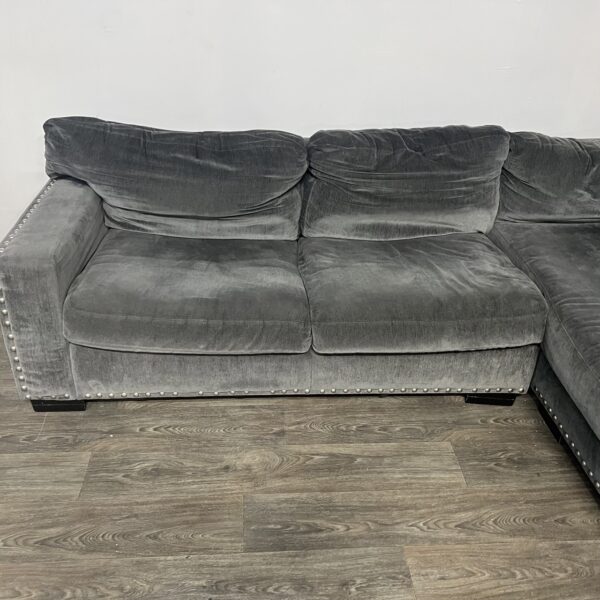Gray L-Shaped Nailhead Sectional - Image 4
