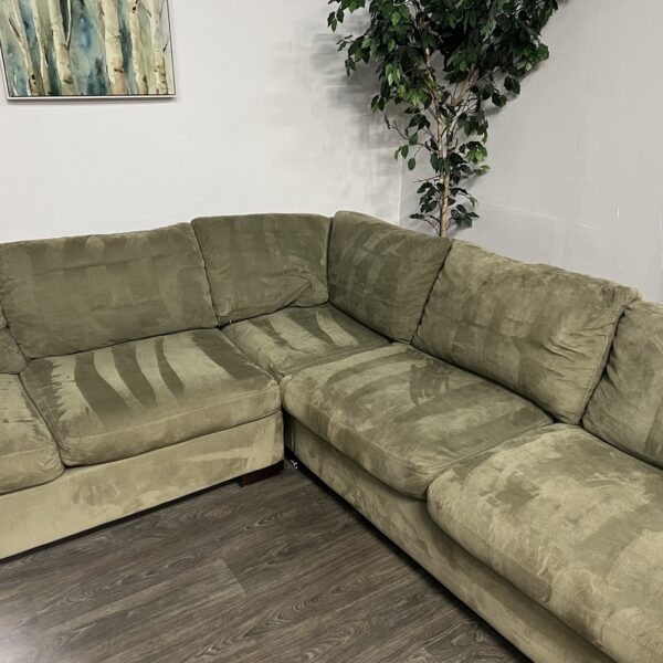 Max Home Olive Green 3 Piece Sectional - Image 6