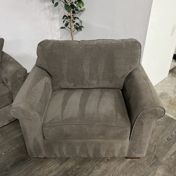 Havertys Gray Sofa & Chair Set - Image 5