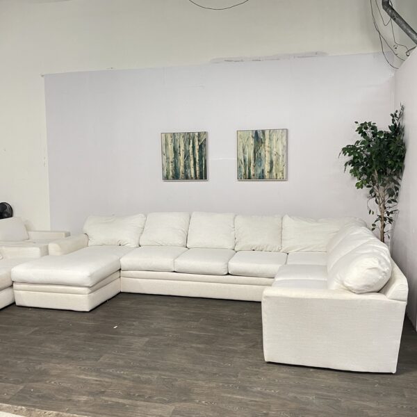 Living Spaces Delano Sectional