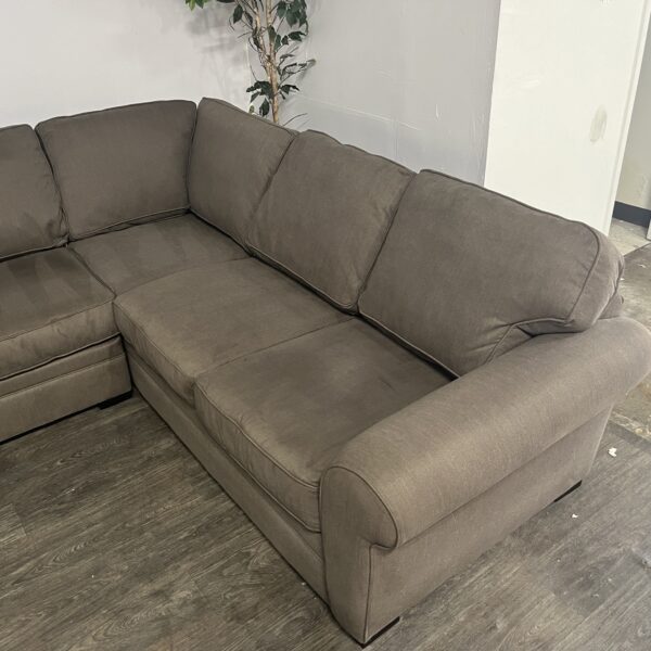 Nebraksa Gray 3 Piece Sectional Couch - Image 6