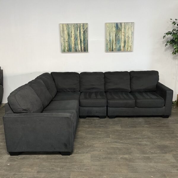 Ashley Furniture 3 Pc Sectional Couch