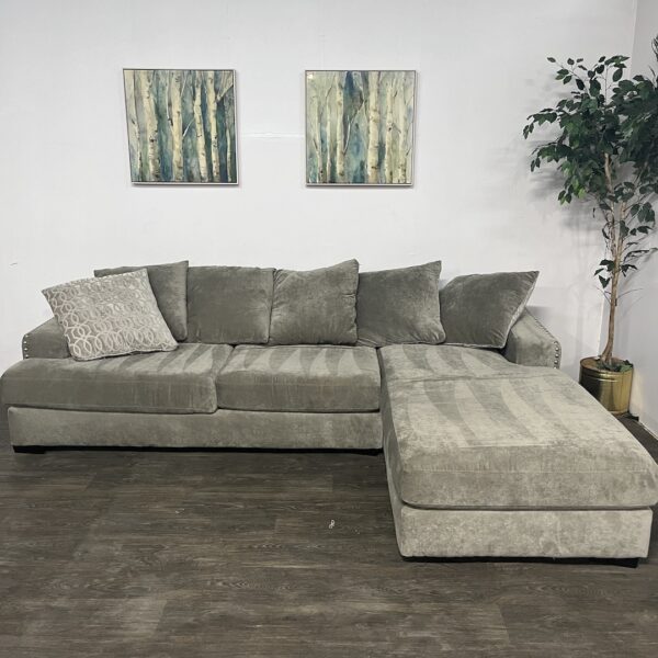 Gray Right Chaise Sectional Couch