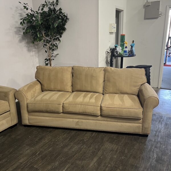 Cindy Crawford Matching Couch Set - Image 4