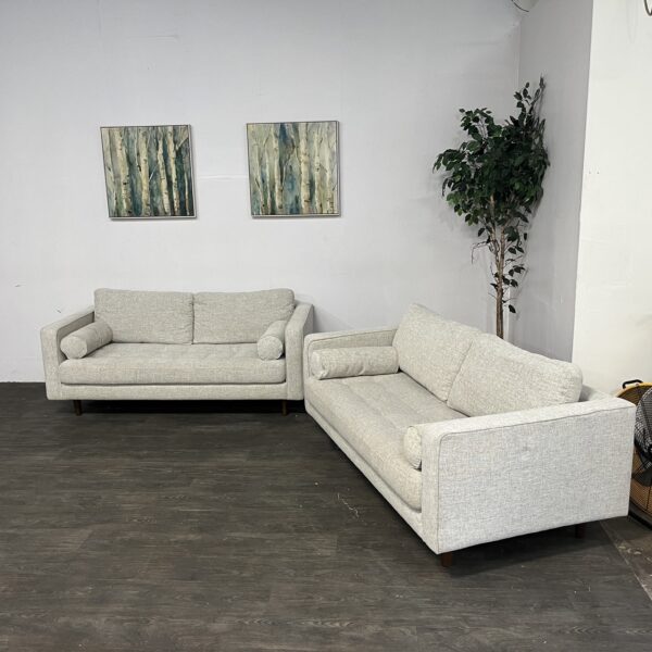 Article Sofa Set