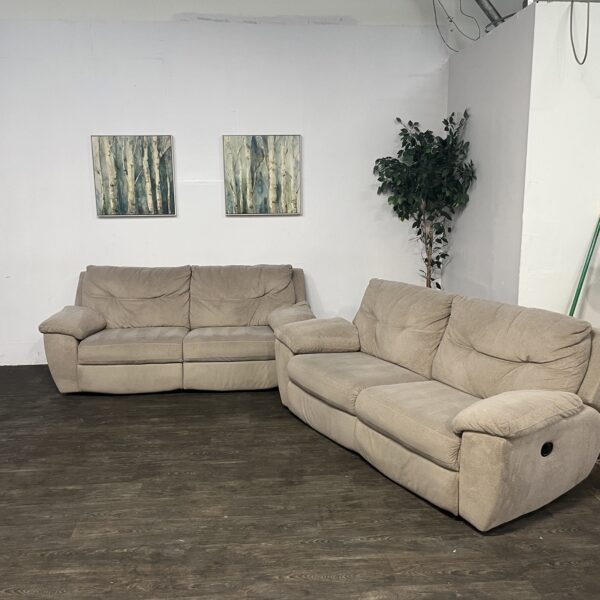 Matching Manual Recliner Sofas