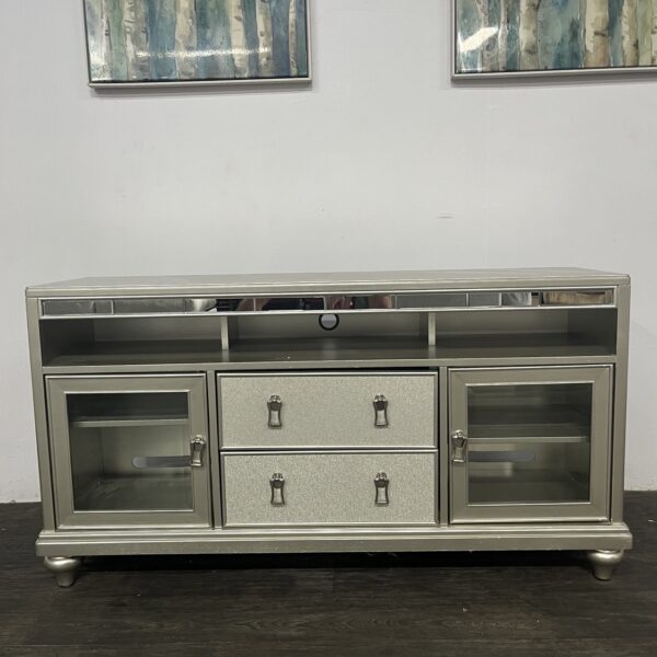 Sofia Vergara Dresser/TV Stand