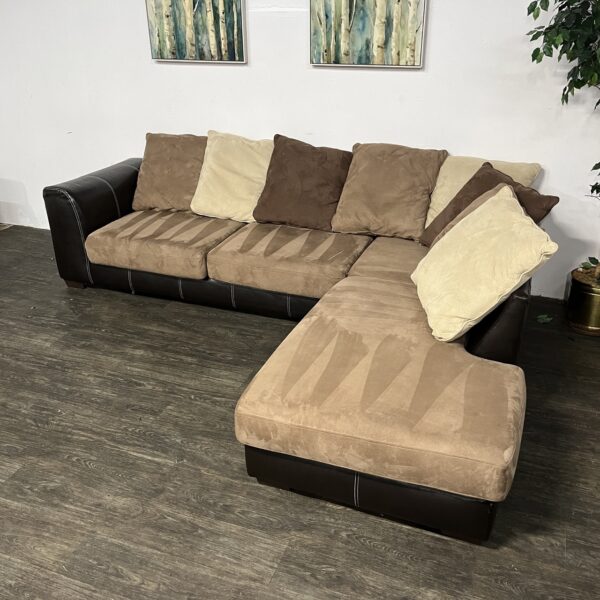 Rooms-To-Go Sectional Couch - Image 2