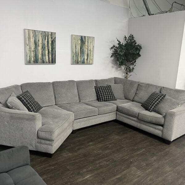 Ashley Furniture 3 Piece Sectional w/ Cuddler